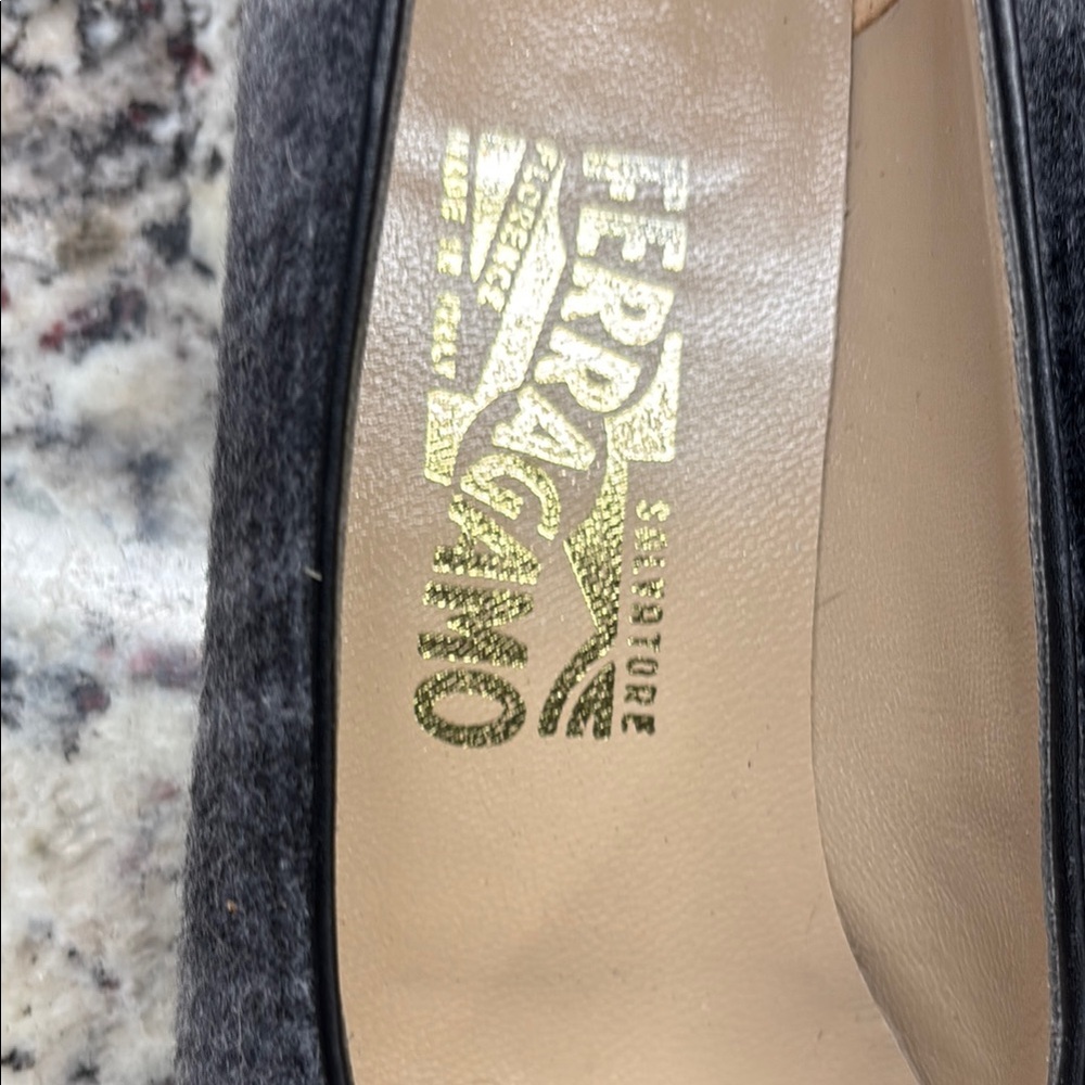 Vintage Salvatore Ferragamo Women's Gray Plaid Shoes - Picture 2 of 9
